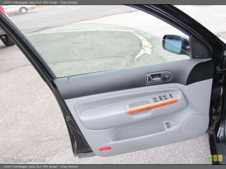 Gray Interior Door Panel for the 2000 Volkswagen Jetta GLX VR6 Sedan #77072637