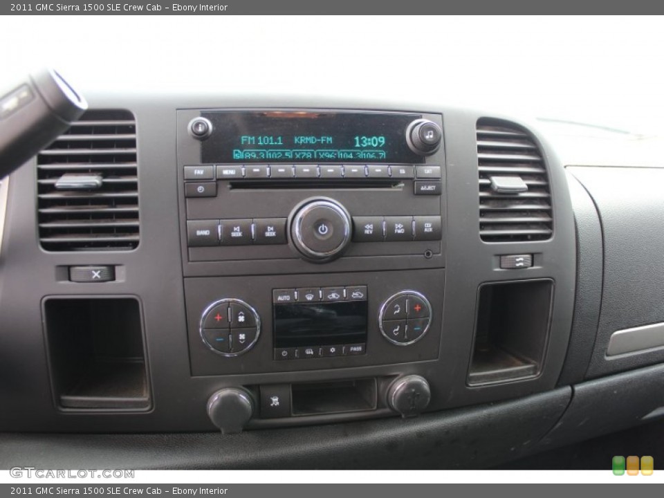 Ebony Interior Controls for the 2011 GMC Sierra 1500 SLE Crew Cab #77079649
