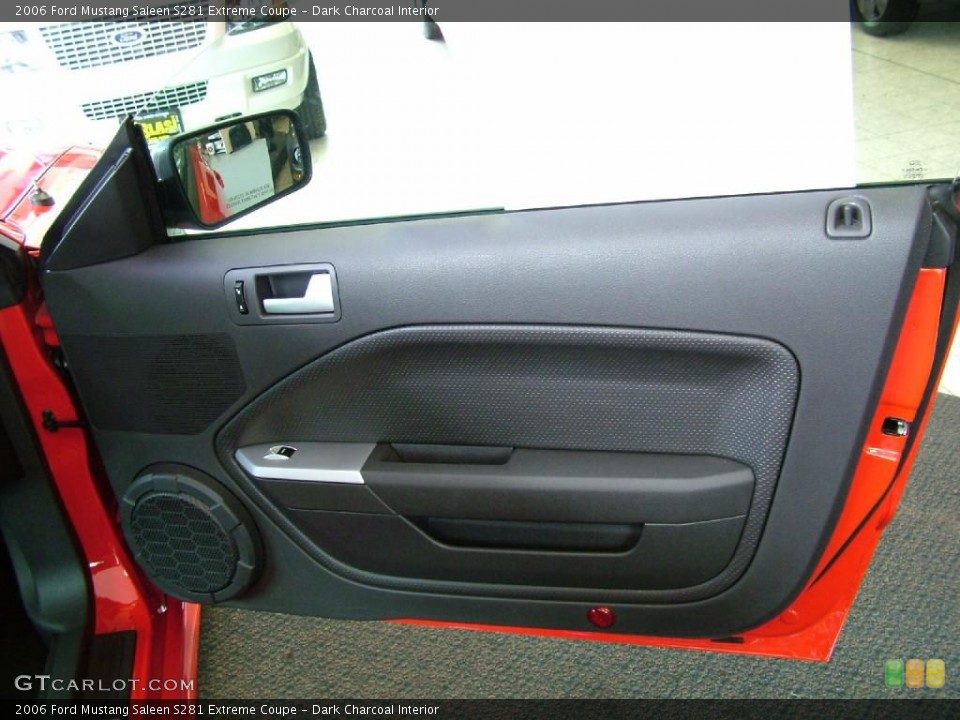 Dark Charcoal Interior Door Panel for the 2006 Ford Mustang Saleen S281 Extreme Coupe #7708148