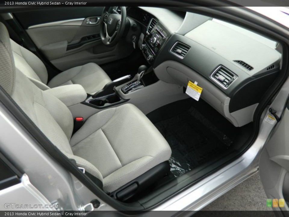 Gray Interior Photo for the 2013 Honda Civic Hybrid Sedan #77082462