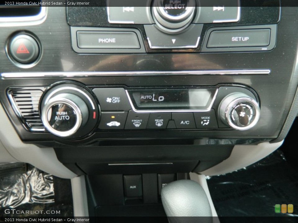 Gray Interior Controls for the 2013 Honda Civic Hybrid Sedan #77082553