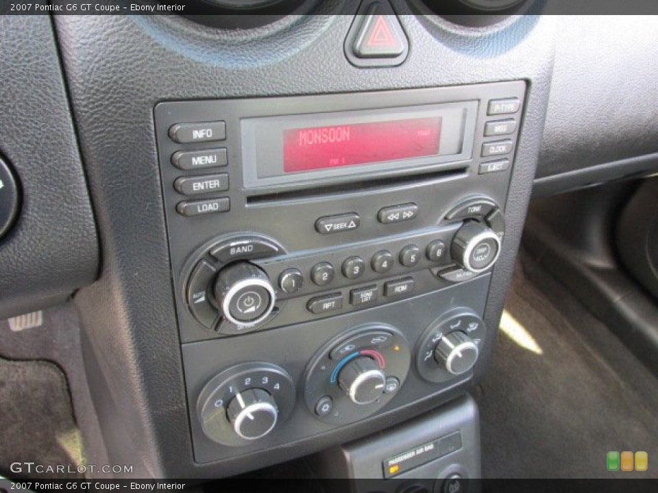 Ebony Interior Controls for the 2007 Pontiac G6 GT Coupe #77093822