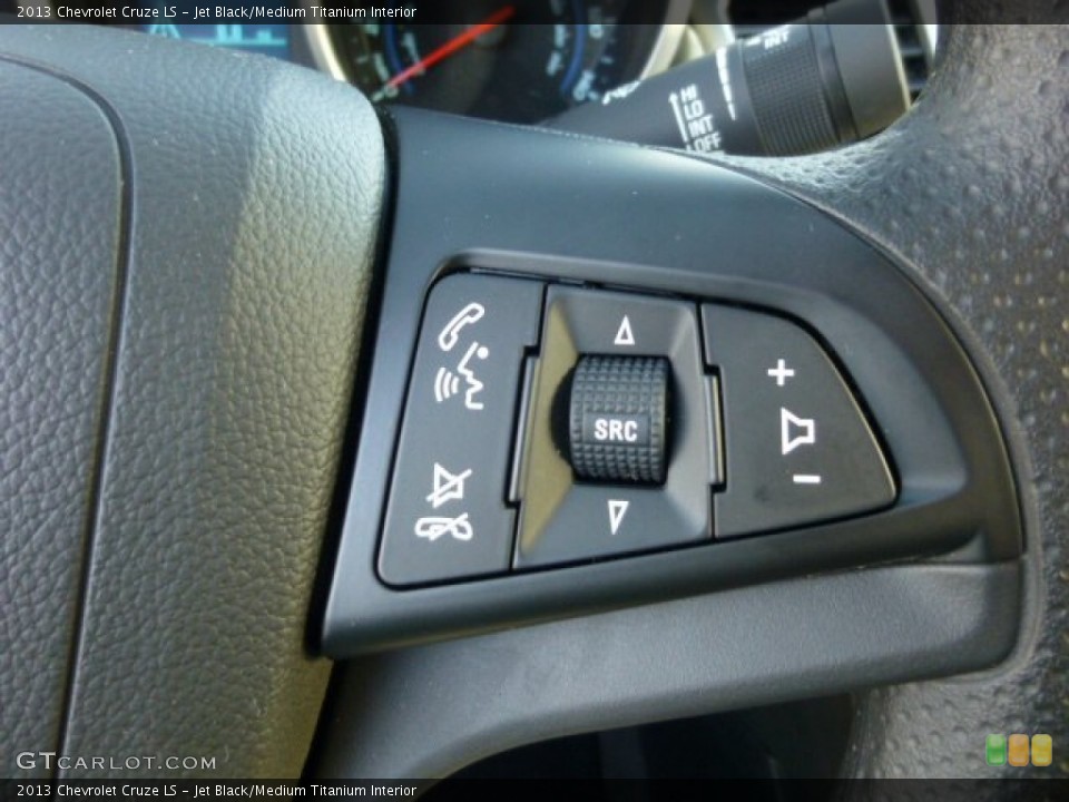 Jet Black/Medium Titanium Interior Controls for the 2013 Chevrolet Cruze LS #77095964