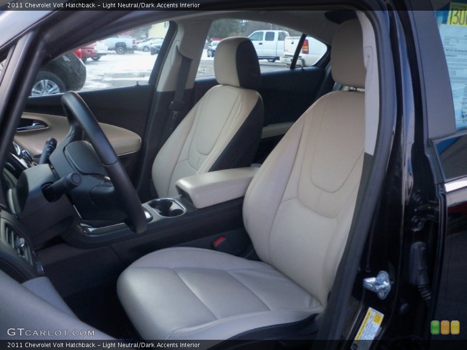 Light Neutral/Dark Accents Interior Front Seat for the 2011 Chevrolet Volt Hatchback #77099525