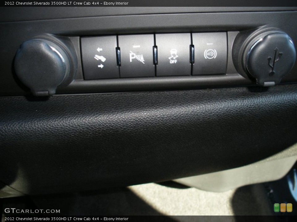 Ebony Interior Controls for the 2012 Chevrolet Silverado 3500HD LT Crew Cab 4x4 #77102607