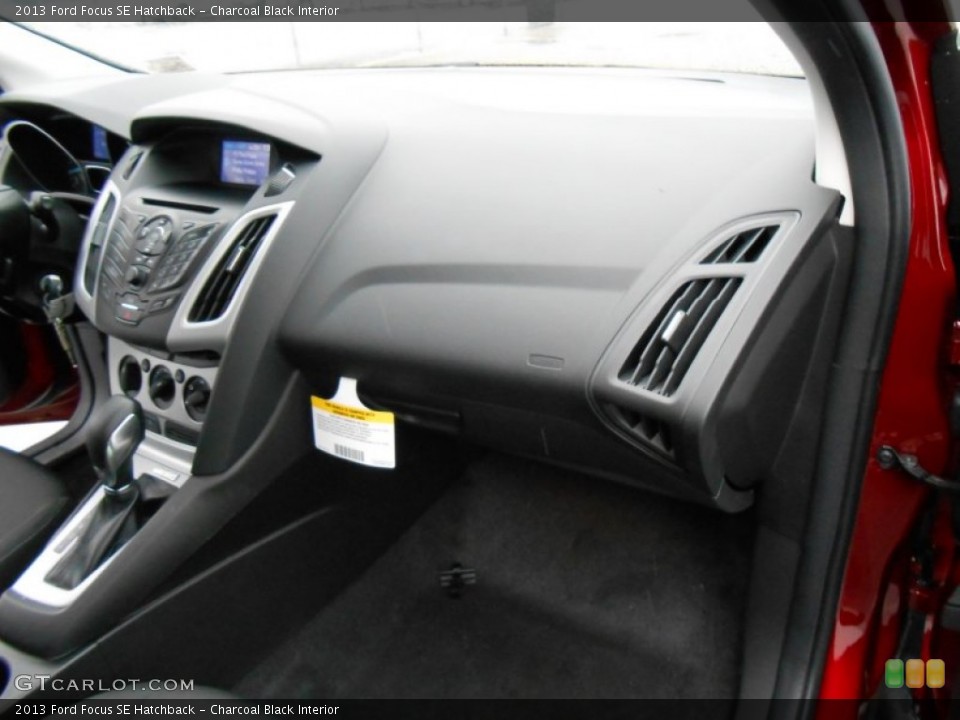 Charcoal Black Interior Dashboard for the 2013 Ford Focus SE Hatchback #77104418