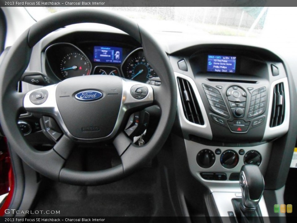 Charcoal Black Interior Dashboard for the 2013 Ford Focus SE Hatchback #77104480