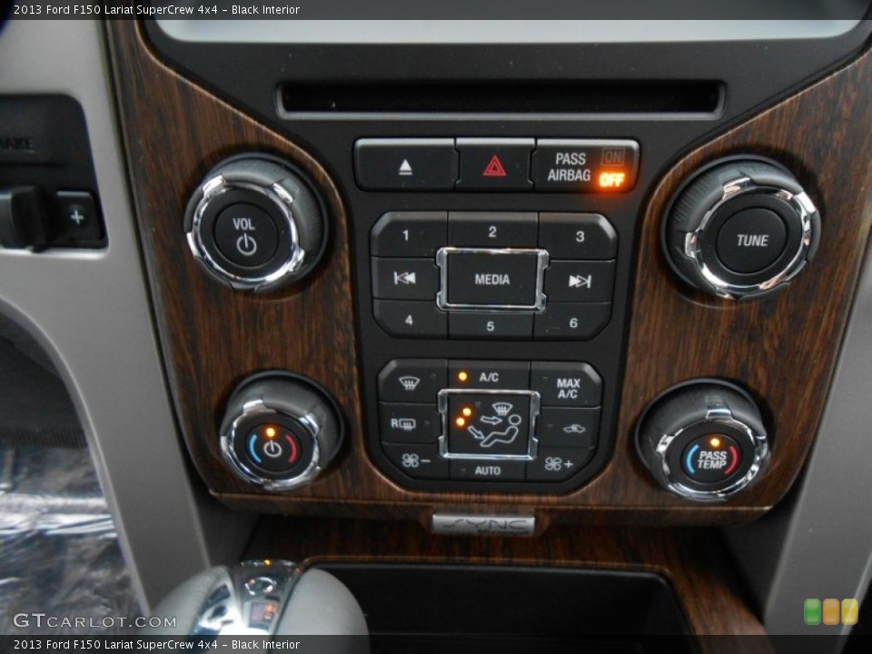 Black Interior Controls for the 2013 Ford F150 Lariat SuperCrew 4x4 #77105597