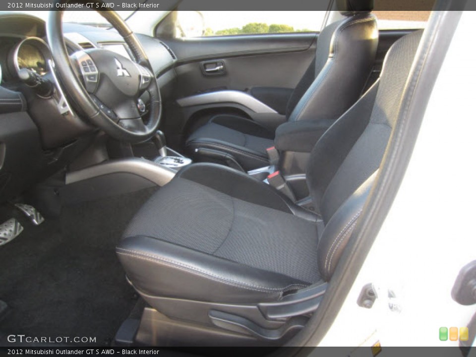Black 2012 Mitsubishi Outlander Interiors