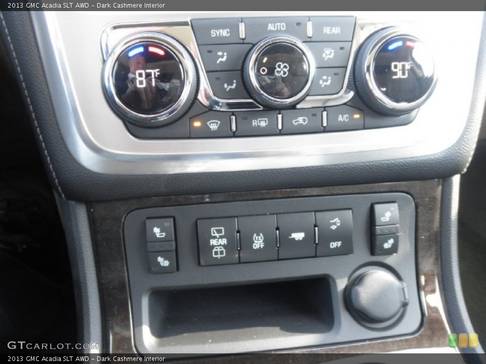 Dark Cashmere Interior Controls for the 2013 GMC Acadia SLT AWD #77117915