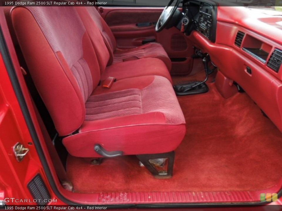 Red Interior Photo for the 1995 Dodge Ram 2500 SLT Regular Cab 4x4 #77118509