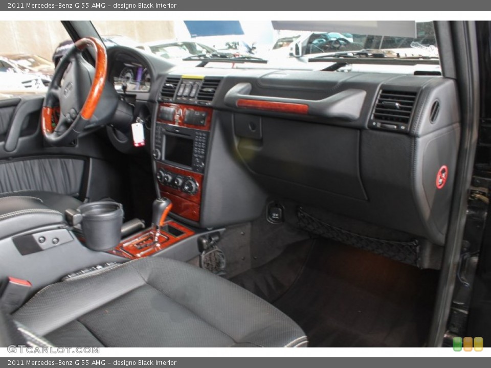 designo Black Interior Dashboard for the 2011 Mercedes-Benz G 55 AMG #77119877
