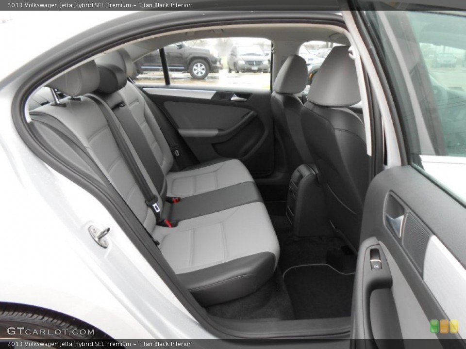 Titan Black Interior Rear Seat for the 2013 Volkswagen Jetta Hybrid SEL Premium #77121140