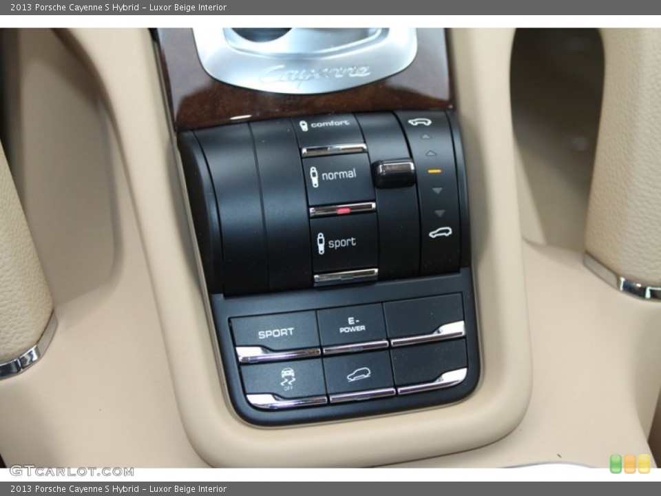 Luxor Beige Interior Controls for the 2013 Porsche Cayenne S Hybrid #77121470