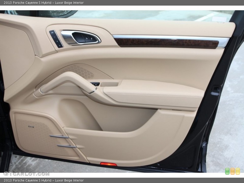 Luxor Beige Interior Door Panel for the 2013 Porsche Cayenne S Hybrid #77121614