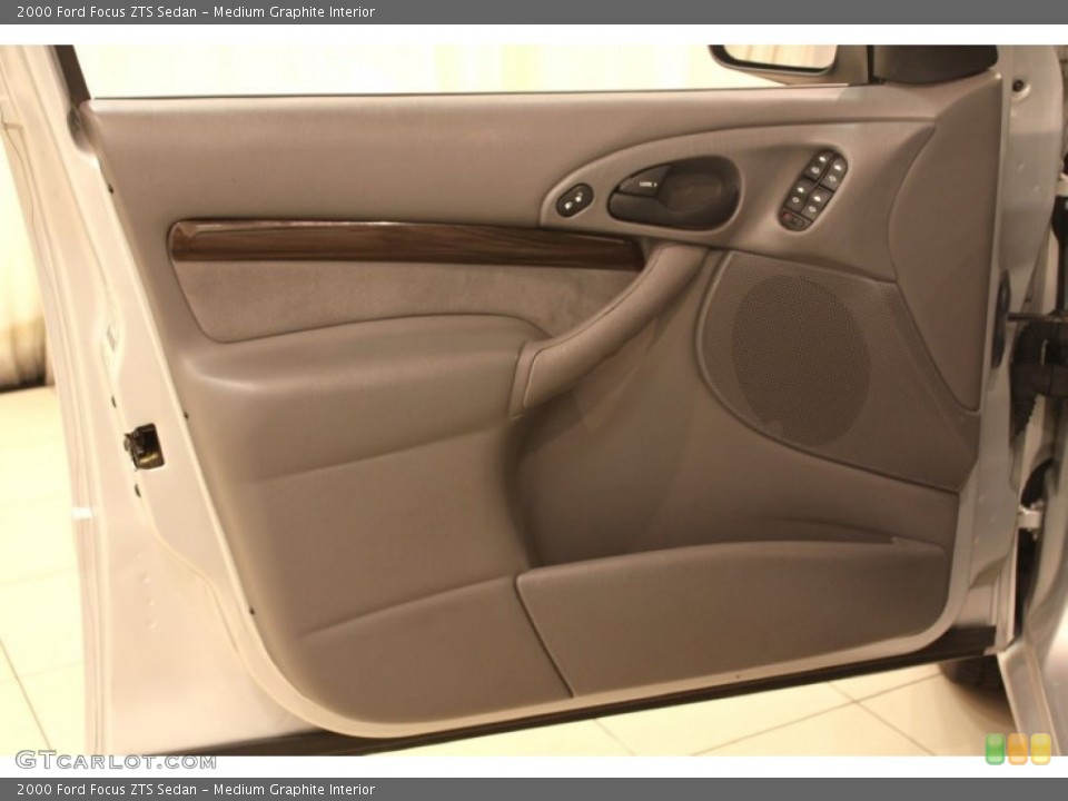 Medium Graphite Interior Door Panel for the 2000 Ford Focus ZTS Sedan #77121870