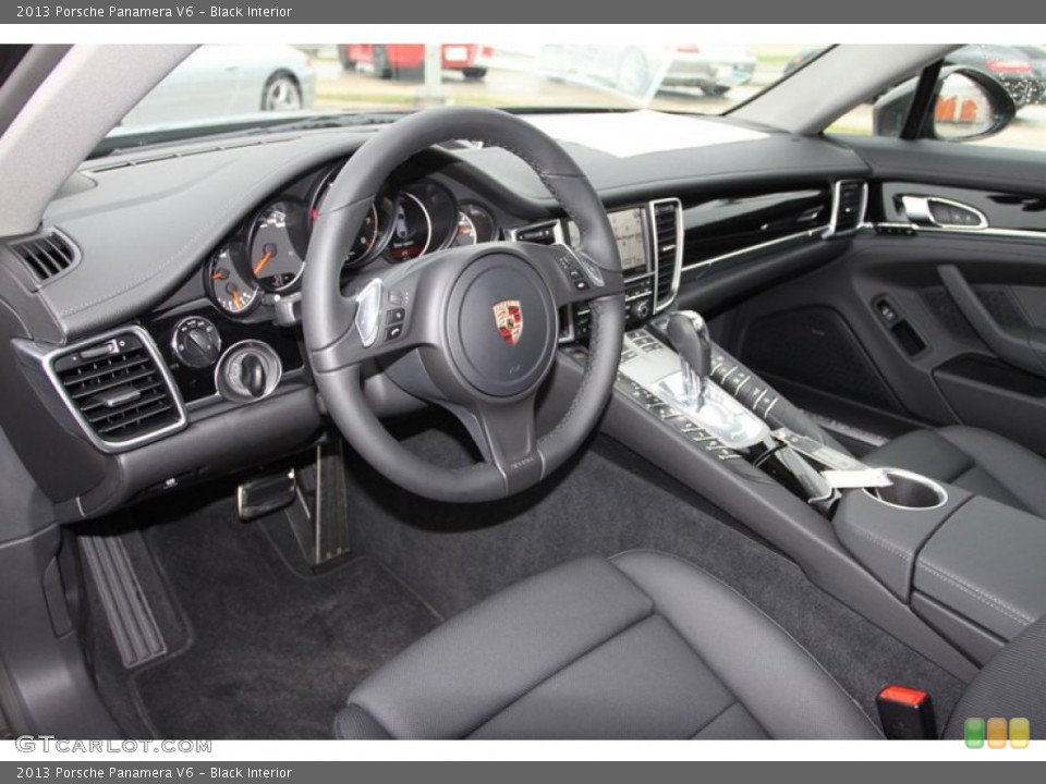 Black Interior Photo for the 2013 Porsche Panamera V6 #77121953