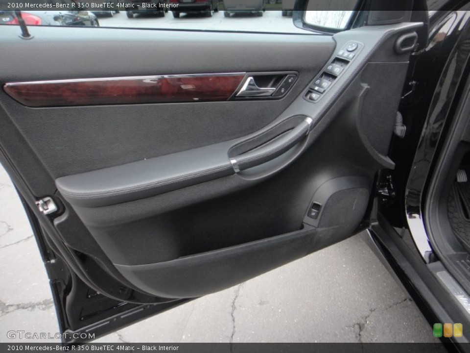 Black Interior Door Panel for the 2010 Mercedes-Benz R 350 BlueTEC 4Matic #77122328