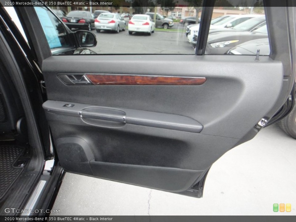 Black Interior Door Panel for the 2010 Mercedes-Benz R 350 BlueTEC 4Matic #77122425