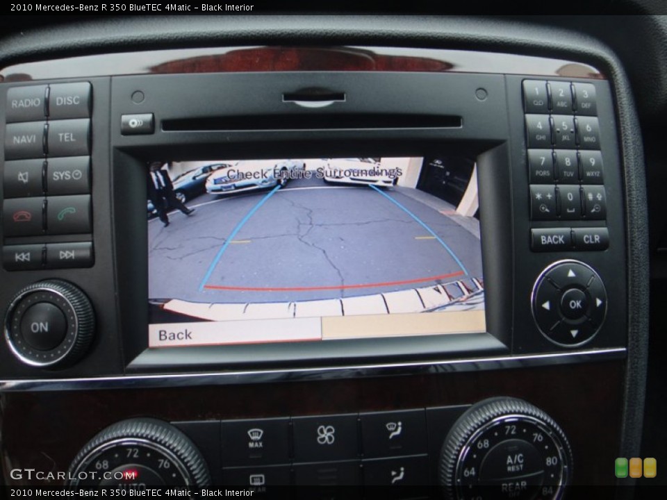 Black Interior Controls for the 2010 Mercedes-Benz R 350 BlueTEC 4Matic #77122665