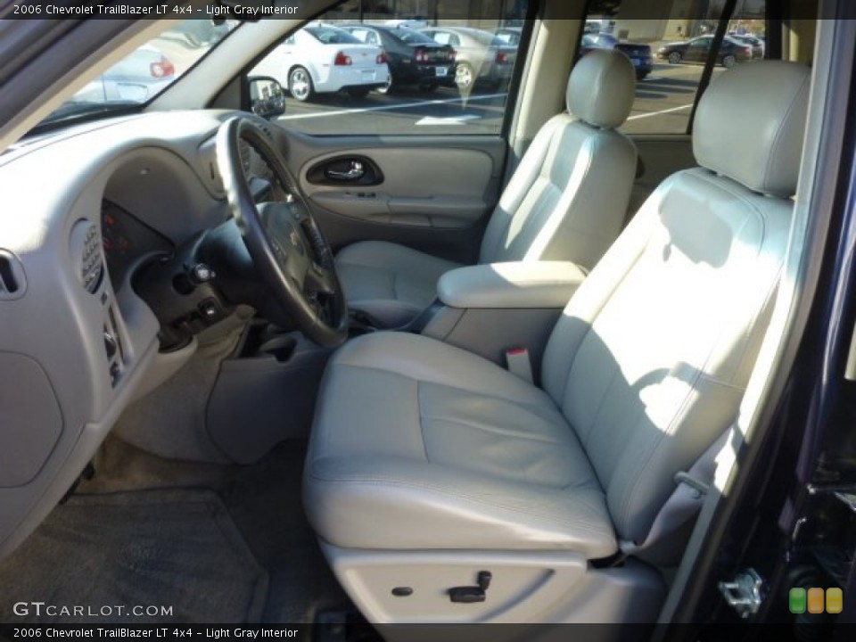 Light Gray Interior Front Seat for the 2006 Chevrolet TrailBlazer LT 4x4 #77129162