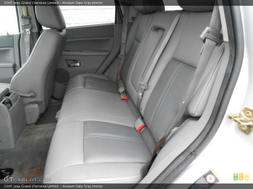 Medium Slate Gray Interior Rear Seat for the 2005 Jeep Grand Cherokee Limited #77132630