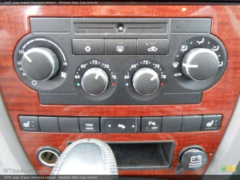 Medium Slate Gray Interior Controls for the 2005 Jeep Grand Cherokee Limited #77132802