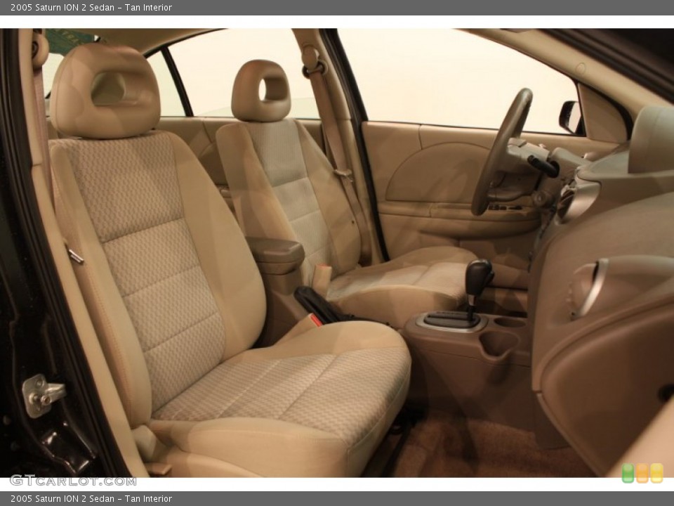 Tan Interior Photo for the 2005 Saturn ION 2 Sedan #77134796