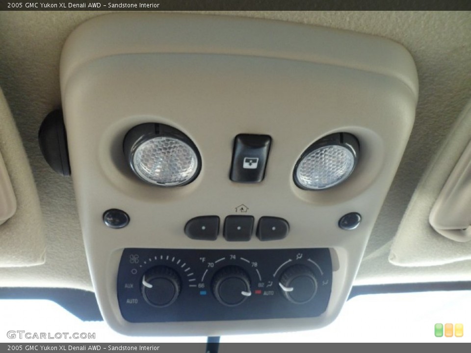 Sandstone Interior Controls for the 2005 GMC Yukon XL Denali AWD #77135415