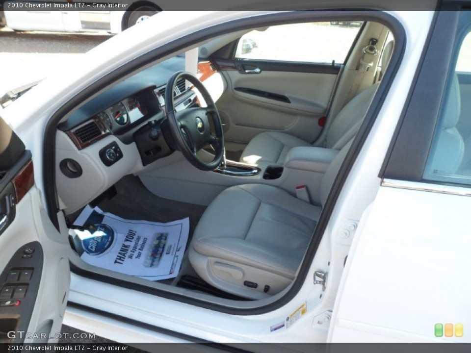 Gray Interior Photo for the 2010 Chevrolet Impala LTZ #77143664