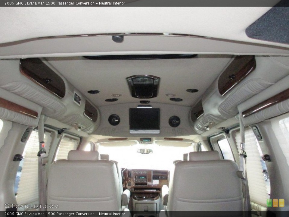 Neutral Interior Photo for the 2006 GMC Savana Van 1500 Passenger Conversion #77145335