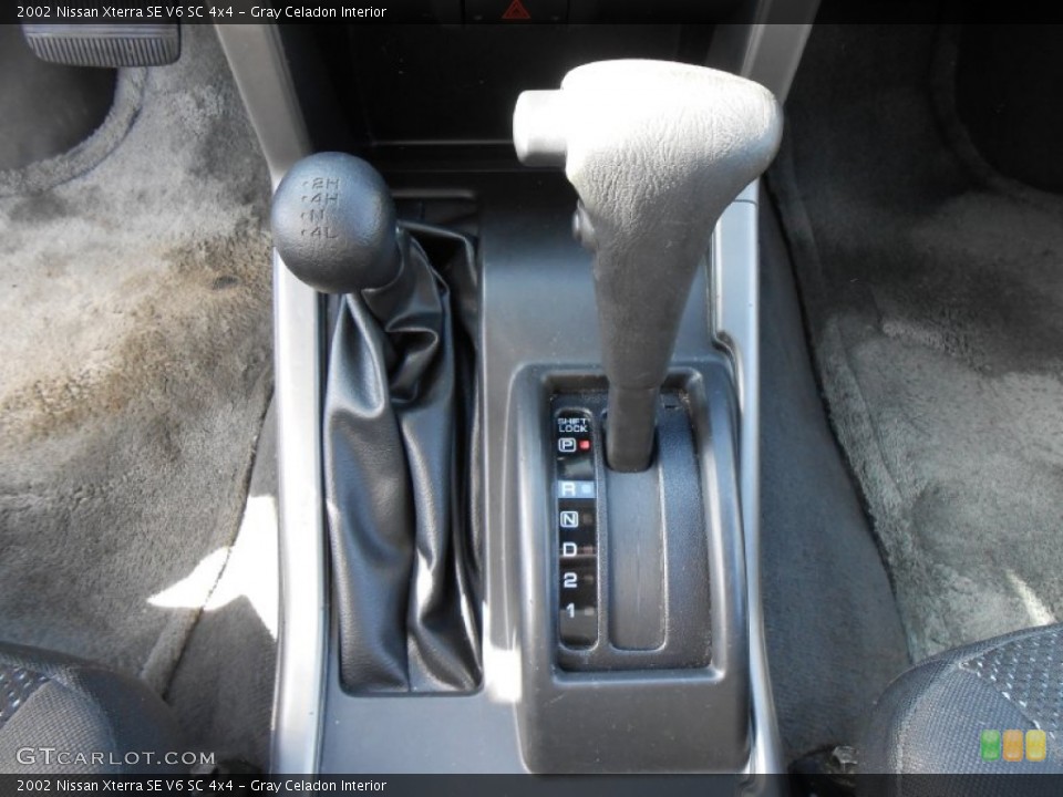 Gray Celadon Interior Transmission for the 2002 Nissan Xterra SE V6 SC 4x4 #77145947