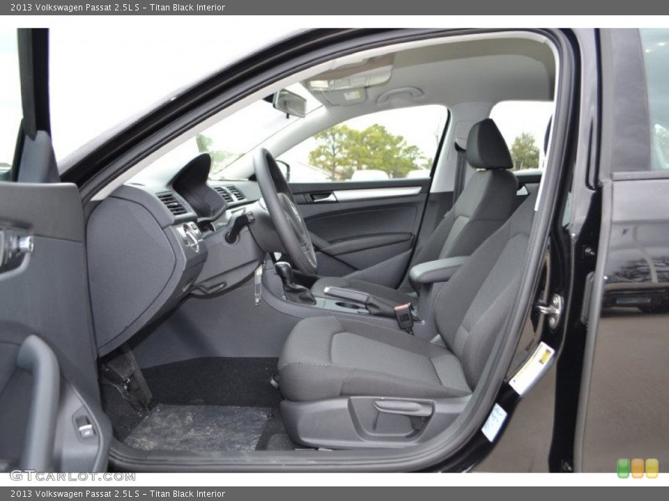 Titan Black Interior Photo for the 2013 Volkswagen Passat 2.5L S #77155261