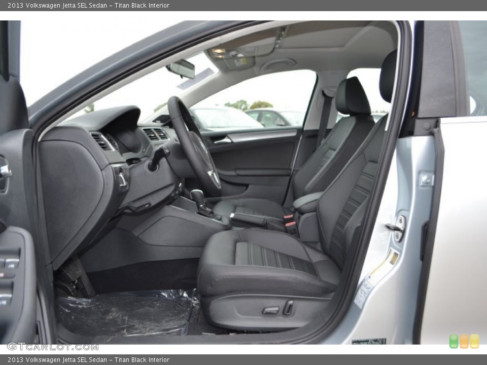 Titan Black Interior Photo for the 2013 Volkswagen Jetta SEL Sedan #77156939