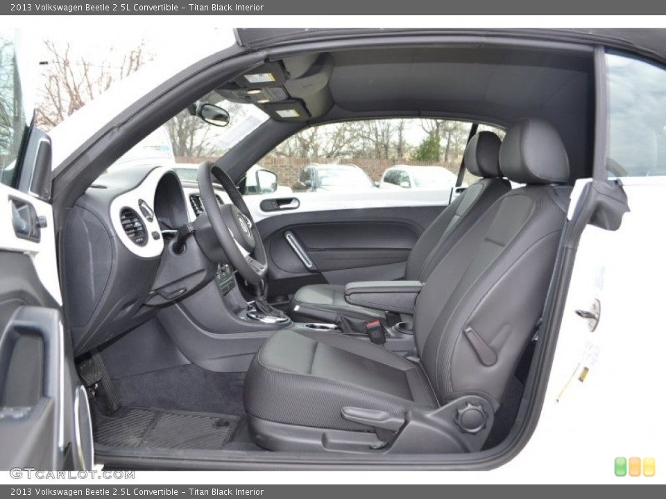 Titan Black Interior Photo for the 2013 Volkswagen Beetle 2.5L Convertible #77157038