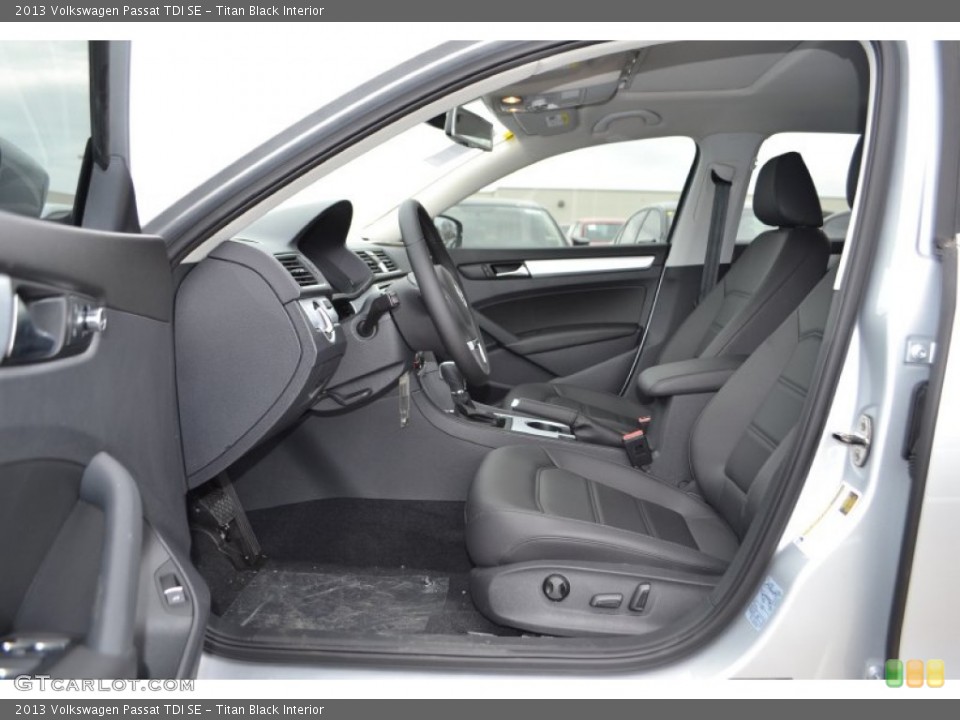 Titan Black Interior Photo for the 2013 Volkswagen Passat TDI SE #77157867