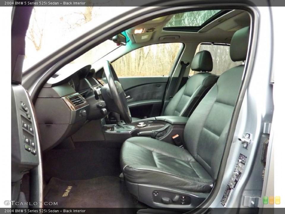 Black Interior Photo for the 2004 BMW 5 Series 525i Sedan #77160502