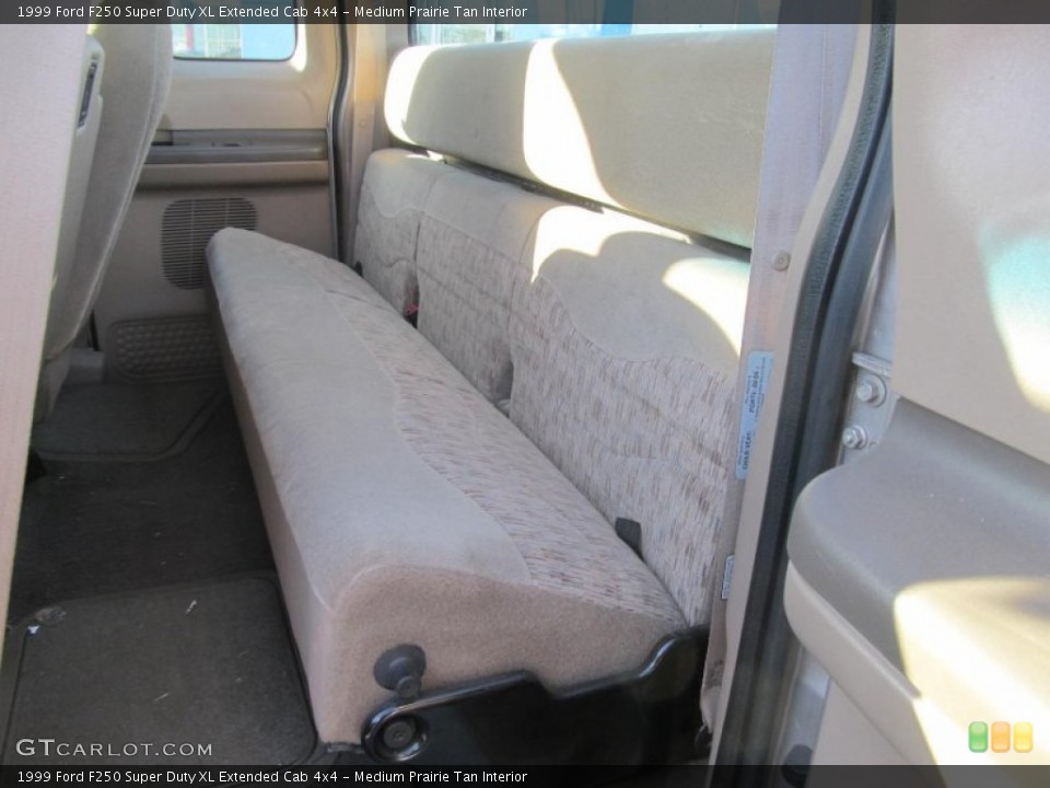 Medium Prairie Tan Interior Rear Seat for the 1999 Ford F250 Super Duty XL Extended Cab 4x4 #77160776