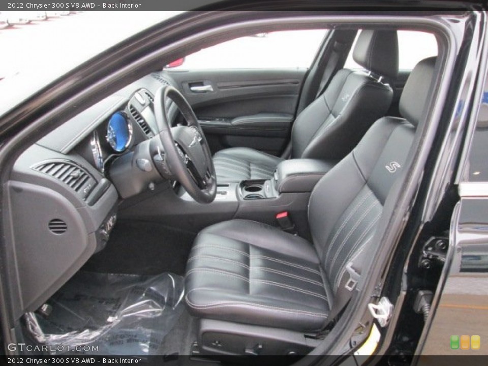 Black Interior Photo for the 2012 Chrysler 300 S V8 AWD #77160955