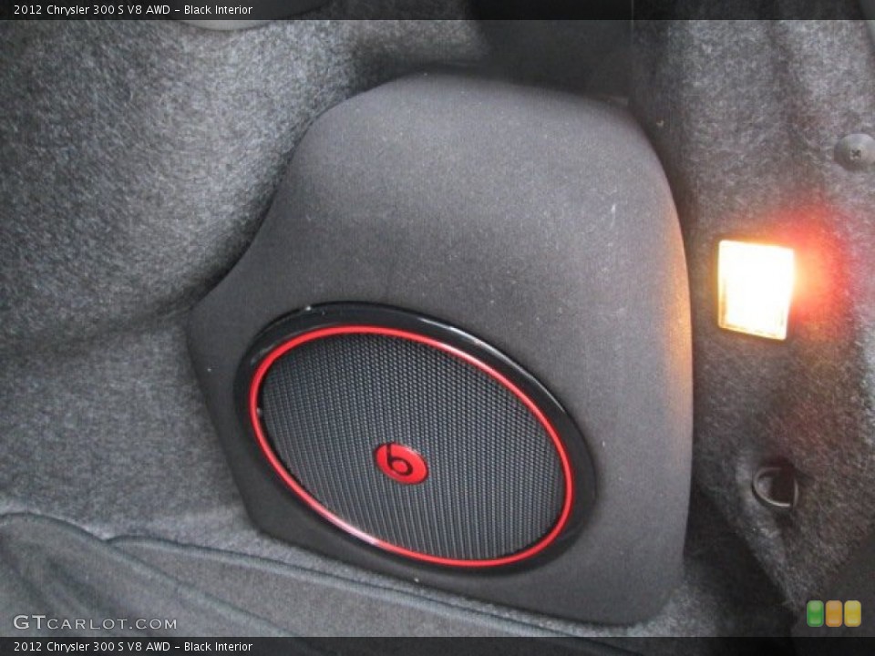 Black Interior Audio System for the 2012 Chrysler 300 S V8 AWD #77161144