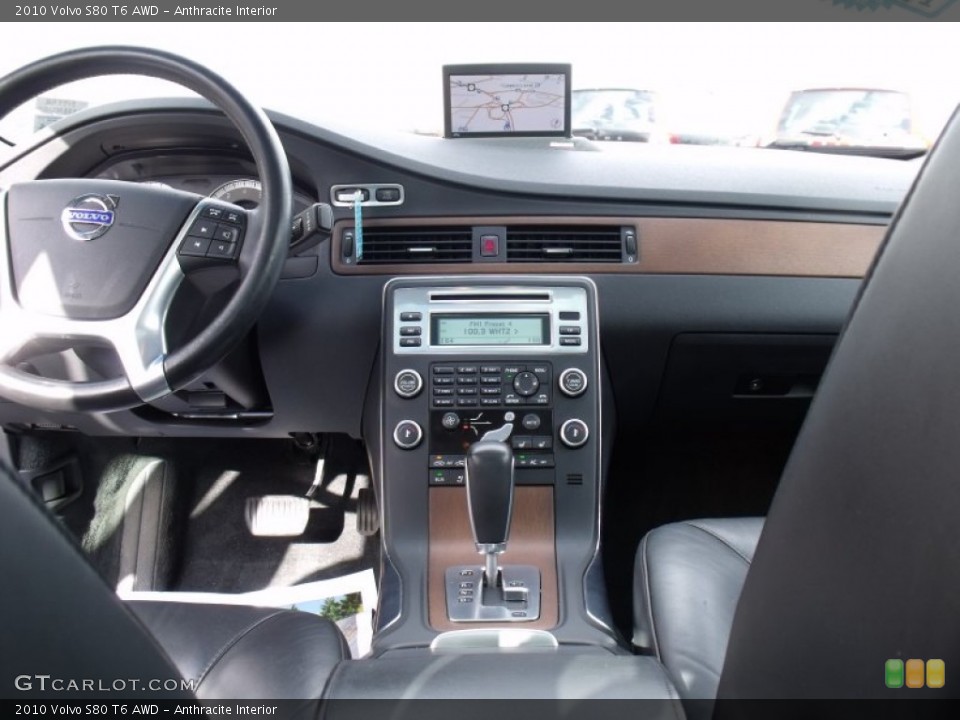 Anthracite Interior Dashboard for the 2010 Volvo S80 T6 AWD #77164418