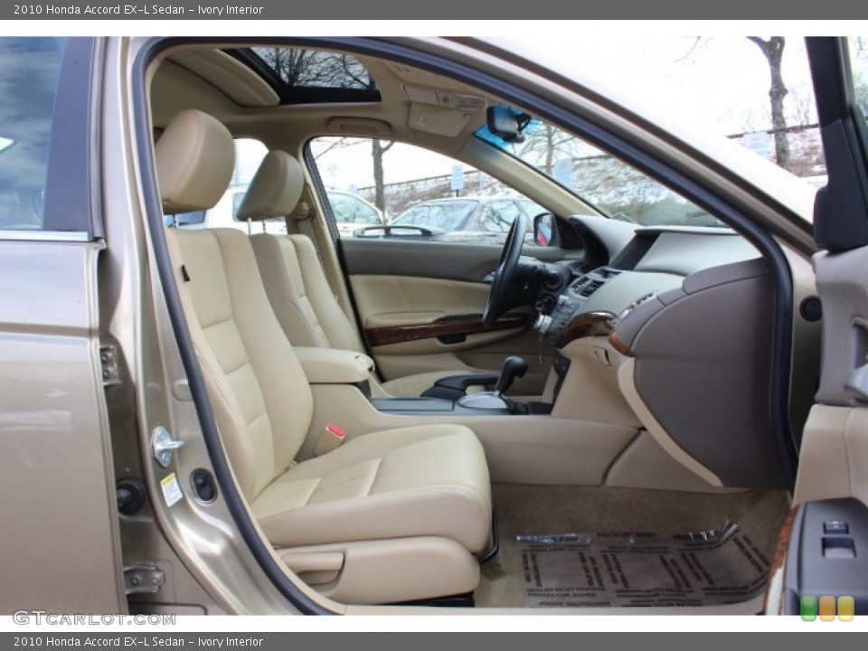 Ivory Interior Photo for the 2010 Honda Accord EX-L Sedan #77170042