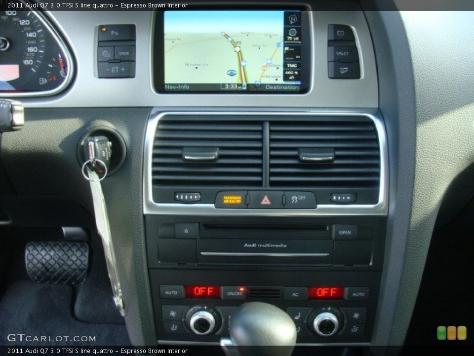 Espresso Brown Interior Navigation for the 2011 Audi Q7 3.0 TFSI S line quattro #77174171