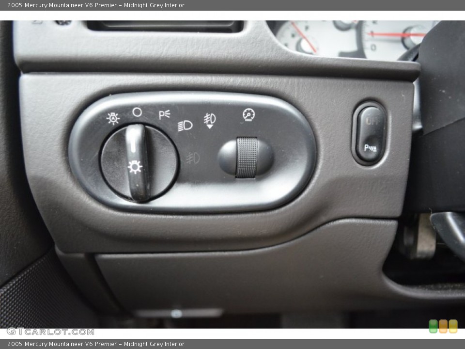 Midnight Grey Interior Controls for the 2005 Mercury Mountaineer V6 Premier #77176988