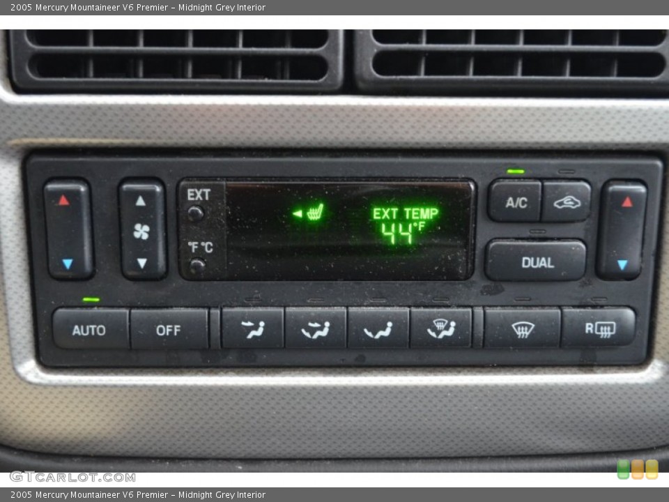 Midnight Grey Interior Controls for the 2005 Mercury Mountaineer V6 Premier #77177126