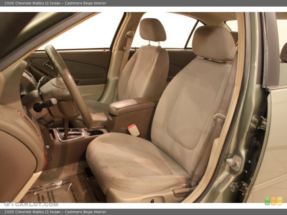 Cashmere Beige Interior Photo for the 2006 Chevrolet Malibu LS Sedan #77181019