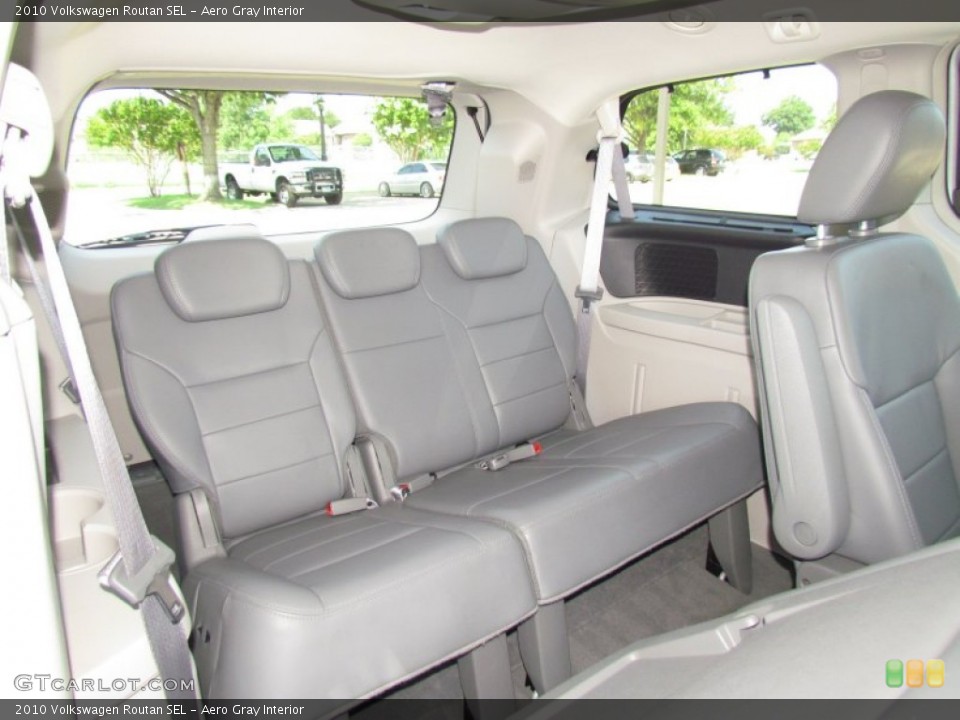 Aero Gray Interior Rear Seat for the 2010 Volkswagen Routan SEL #77183537