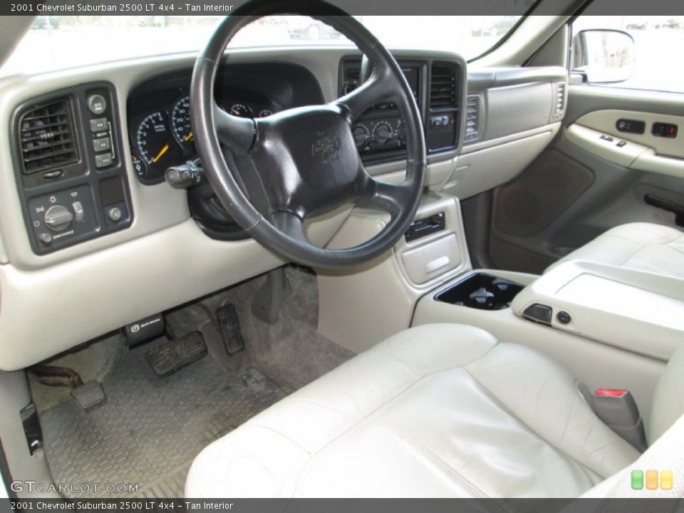 Tan Interior Dashboard for the 2001 Chevrolet Suburban 2500 LT 4x4 #77186260