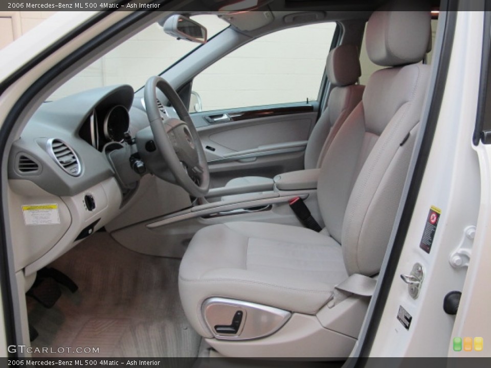 Ash Interior Photo for the 2006 Mercedes-Benz ML 500 4Matic #77190458