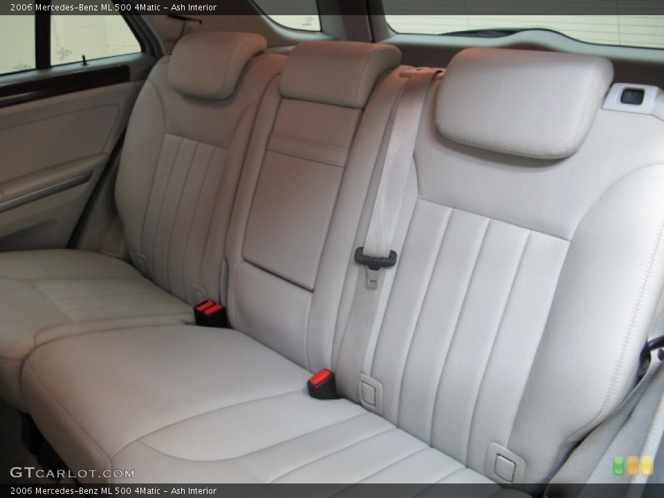 Ash Interior Rear Seat for the 2006 Mercedes-Benz ML 500 4Matic #77190540
